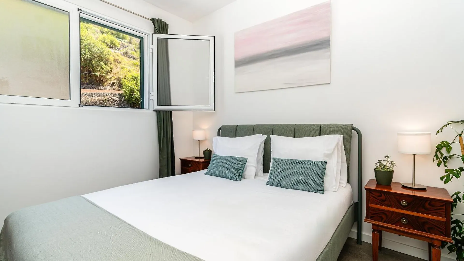 Modern Tropical Hideaway By Lovelystay Ponta do Sol  Lejlighed Ponta do Sol (Madeira)