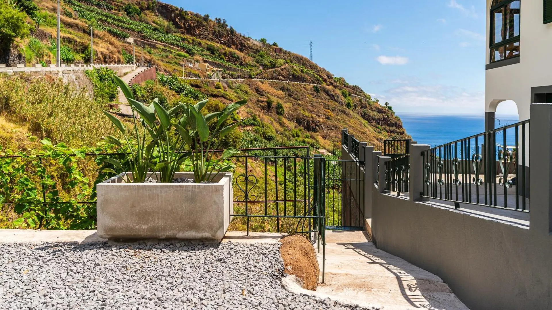Modern Tropical Hideaway By Lovelystay Ponta do Sol  Lejlighed Ponta do Sol (Madeira)